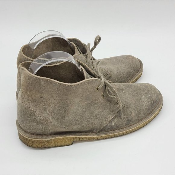 ****NOT FOR SALE****Clarks Originals Suede Leather Chukka Boots - Picture 2 of 8
